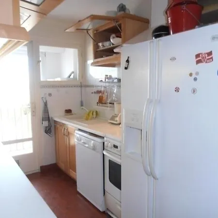 Nadaillac 1 - Biarritz, 2 Bedrooms, 5 Persons Biarriz