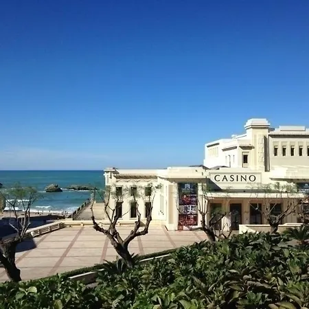 Nadaillac 1 - Biarritz, 2 Bedrooms, 5 Persons Апартаменты *